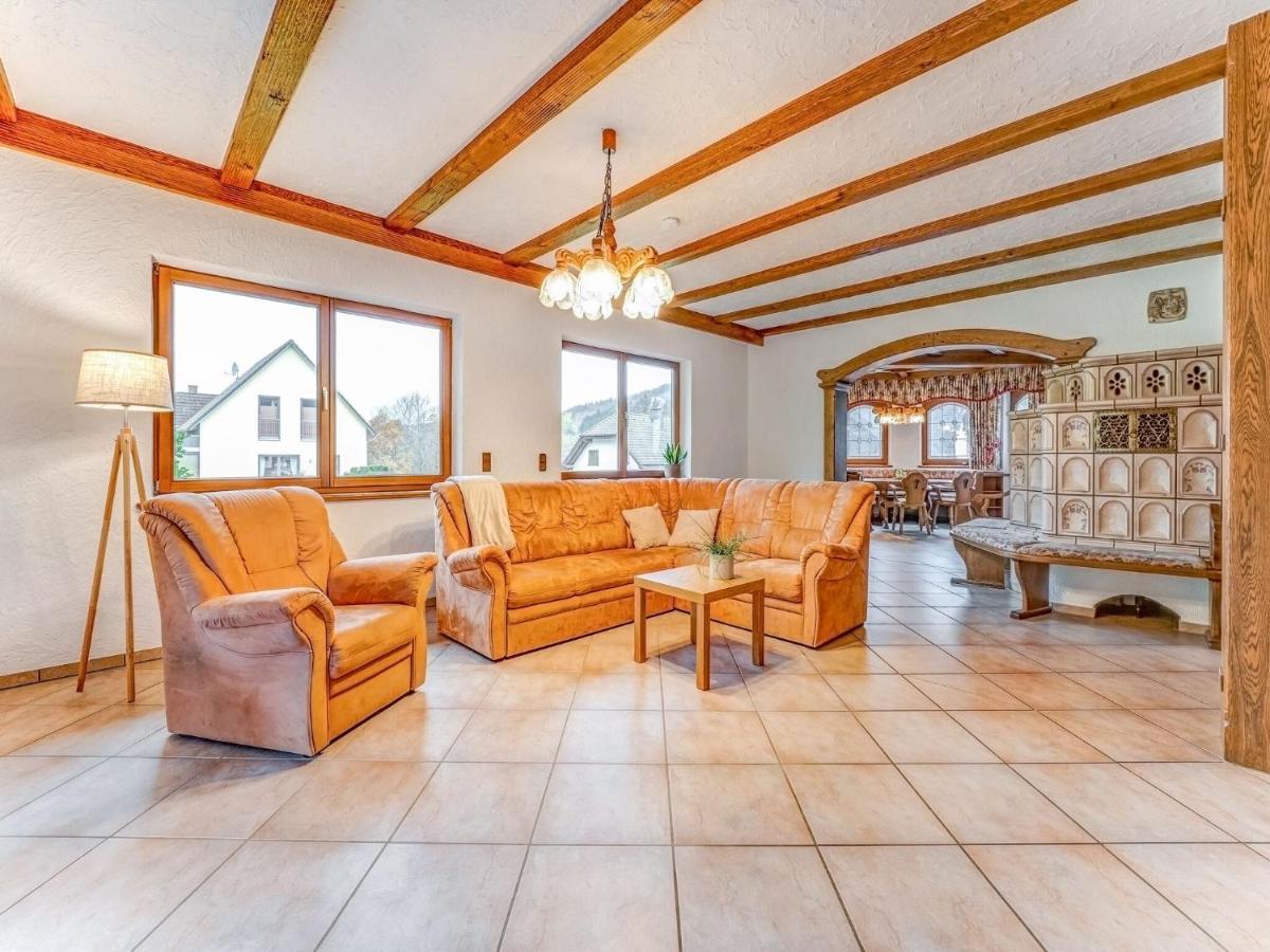 Spacious Flat In Adenau Near The N Rburgring Esterno foto