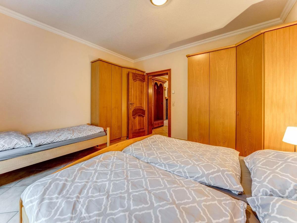 Spacious Flat In Adenau Near The N Rburgring Esterno foto